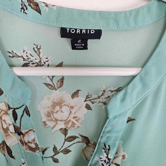 Torrid button down sheer blouse, Size 2, Floral Mint Green, High low hem - Picture 7 of 11